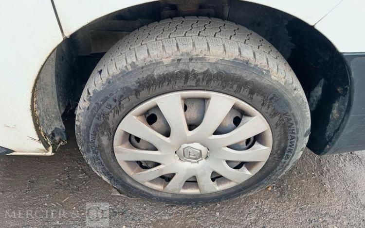 RENAULT TRAFIC  DY-952-SG