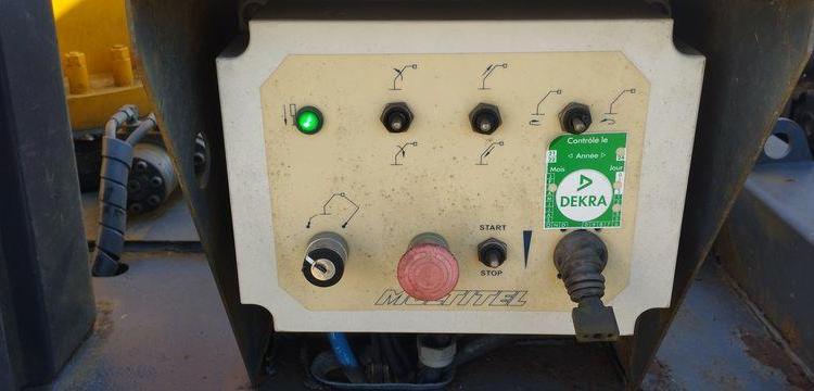 NISSAN CABSTAR 3,0 TD 125 CV AVEC NACELLE MULTITEL 160 ALU DS BLANC DZ-453-YV