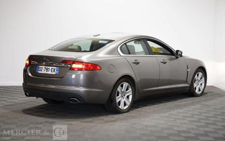 JAGUAR XF 2.7 D BI-TURBO 205 LUXURY PREMIUM BVA BEIGE DZ-781-EK