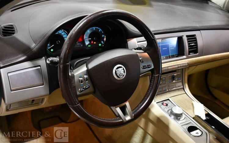 JAGUAR XF 2.7 D BI-TURBO 205 LUXURY PREMIUM BVA BEIGE DZ-781-EK