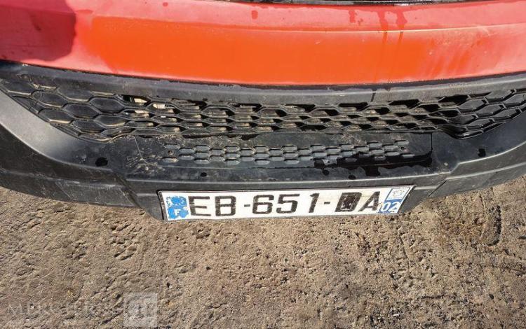 IVECO DAILY 35C13 BENNE AVEC COFFRE ACIER DIESEL – 171620 KMS – ANNEE 2016 ROUGE EB-651-DA