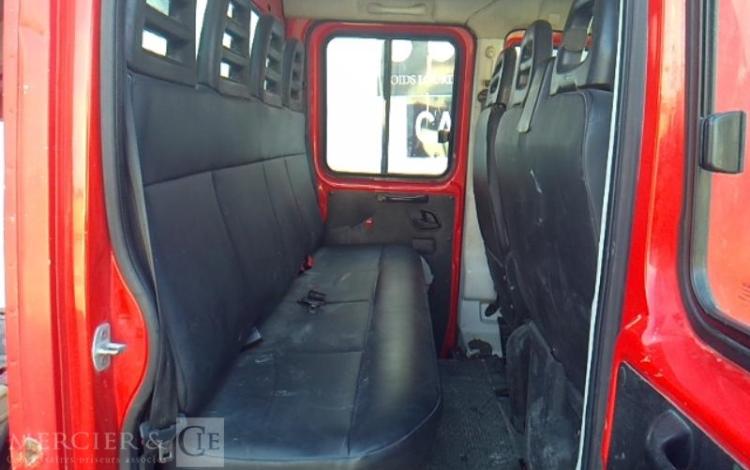 IVECO 35-130 BENNE DOUBLE CABINE ROUGE EB-923-AW