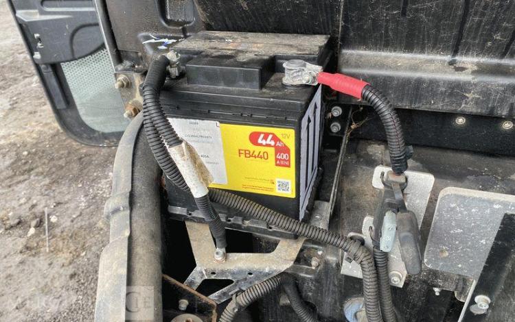 LIGIER QUADEO BE SUN ELECTRIQUE 11CV BOITE AUTO JAUNE ED-066-BE