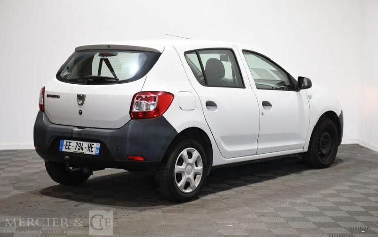 DACIA SANDERO 1,2 75 BLANC EE-794-HE