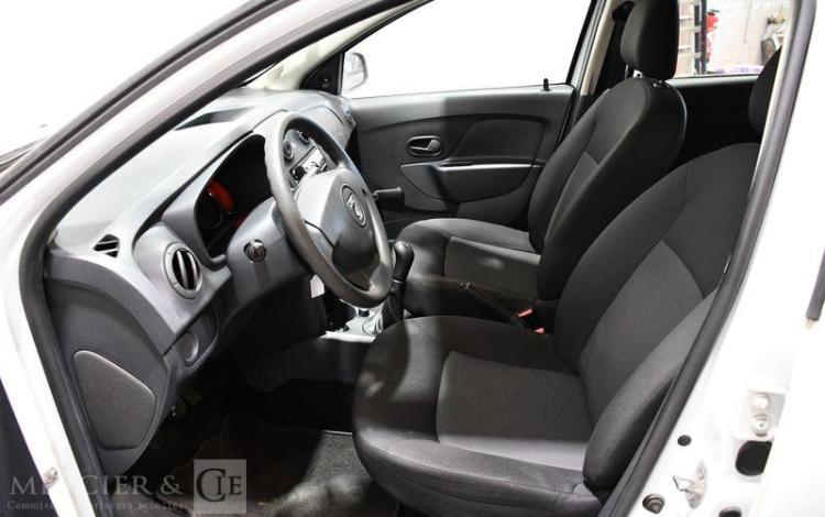 DACIA SANDERO 1,2 75 BLANC EE-794-HE