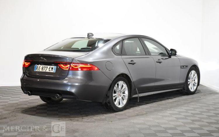 JAGUAR XF 3.0 D 300CH PREMIERE EDITION R-SPORT BVA GRIS EE-877-EM