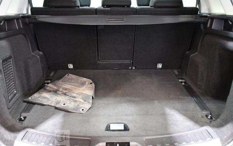 LAND ROVER DISCOVERY SPORT 2,0 TD4 150 HSE 4WD GRIS EF-339-BJ