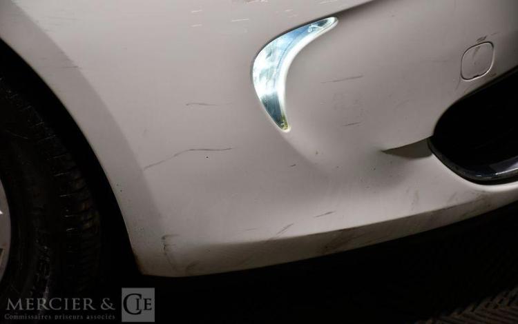 RENAULT ZOE R90 ZE 90 58PPM 40KWH CHARGE-NORMALE LIFE BVA BLANC EG-146-NM