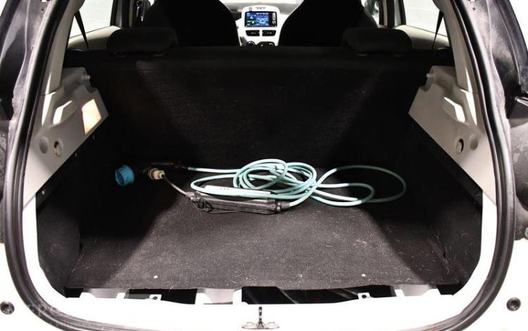 RENAULT ZOE R90 ZE 90 58PPM 40KWH CHARGE-NORMALE LIFE BVA BLANC EG-146-NM