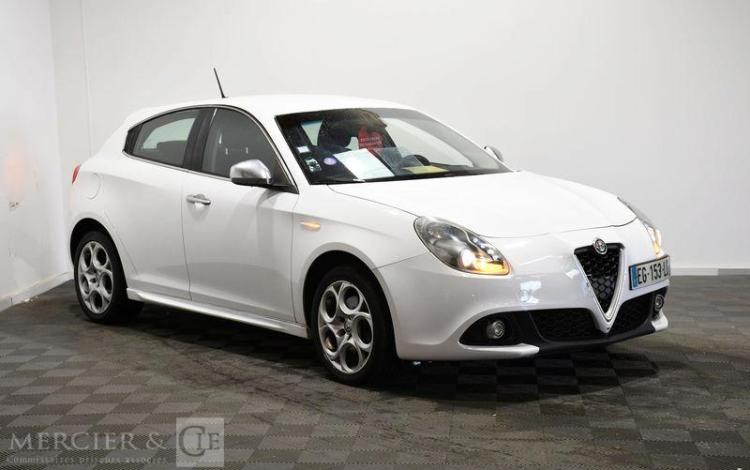 ALFAROMEO GIULIETTA 1,4 T 150 CH PROGRESSION BLANC EG-153-LD