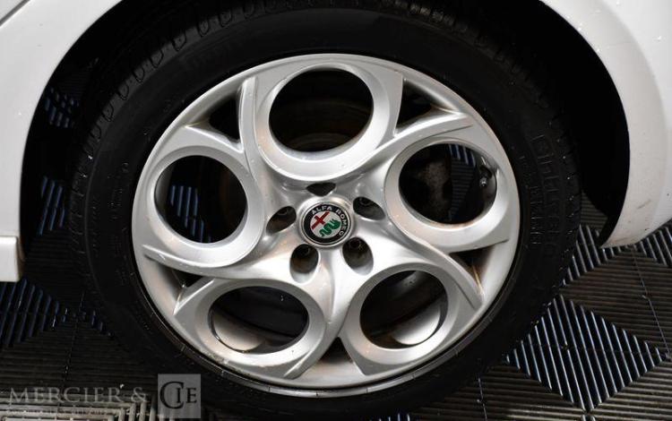 ALFAROMEO GIULIETTA 1,4 T 150 CH PROGRESSION BLANC EG-153-LD