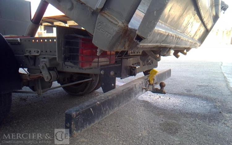 IVECO 35-130 BENNE SIMPLE CABINE COFFRE ROUGE EG-301-QX