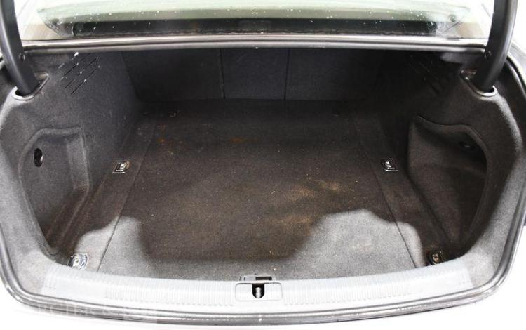 AUDI A4 2.0 TDI 150cv BUSINESS LINE GRIS EG-557-PW