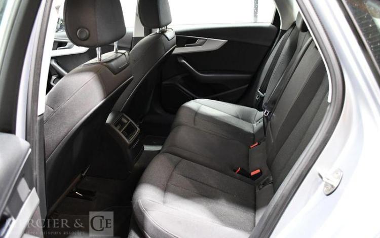 AUDI A4 2.0 TDI 150cv BUSINESS LINE GRIS EG-557-PW