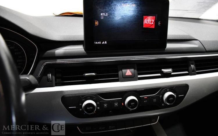 AUDI A4 2.0 TDI 150cv BUSINESS LINE GRIS EG-557-PW