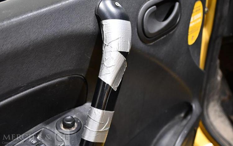 RENAULT KANGOO ZE 60ch 22KWH JAUNE EG-754-VK