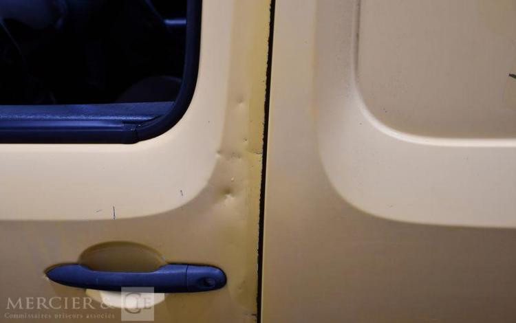 RENAULT KANGOO ZE L2 JAUNE EG-837-VK