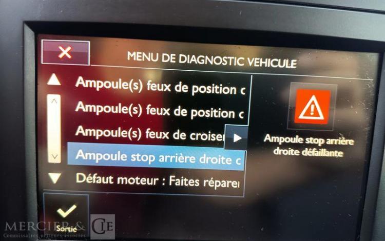 PEUGEOT PARTNER Utilitaire Phase 2 L1 850kg 1.6 Blue HDi FAP  S&S 99 cv – ANNEE 2016 BLEU EH-129-HH