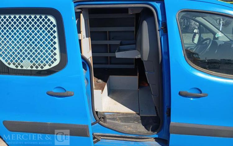PEUGEOT PARTNER Utilitaire Phase 2 L1 850kg 1.6 Blue HDi FAP  S&S 99 cv – ANNEE 2016 BLEU EH-129-HH