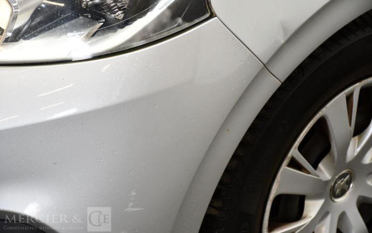 PEUGEOT 208 1.6 BLUEHDI 100cv ACTIVE BUSINESS GRIS EH-140-XL