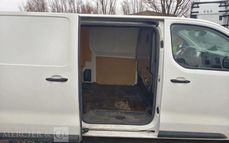 PEUGEOT EXPERT FOURGON 2.0 BLUEHDI 120 L2 PREMIUM PACK – DIESEL – 155626 KMS -ANNEE 2017 BLANC EJ-186-PG