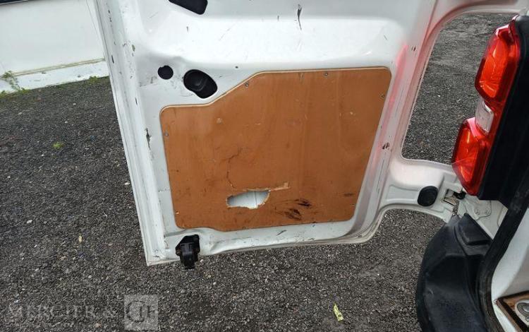 PEUGEOT EXPERT FOURGON 2.0 BLUEHDI 120 L2 PREMIUM PACK – DIESEL – 155626 KMS -ANNEE 2017 BLANC EJ-186-PG