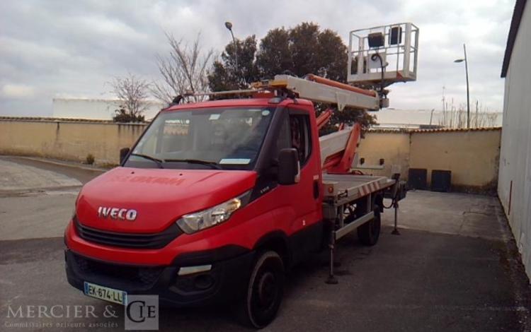 MULTITEL 35-120 NACELLE SUR VL  MX250 25M 3783H AN 2017 ROUGE EK-674-LL