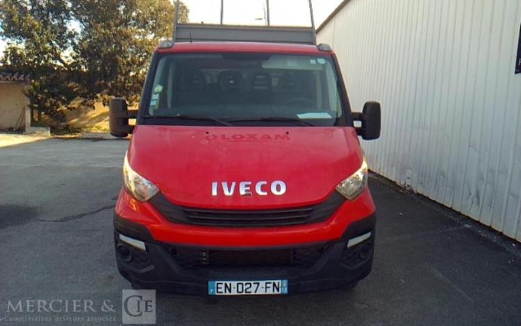 IVECO 35-120 BENNE DOUBLE CABINE ROUGE EN-027-FN