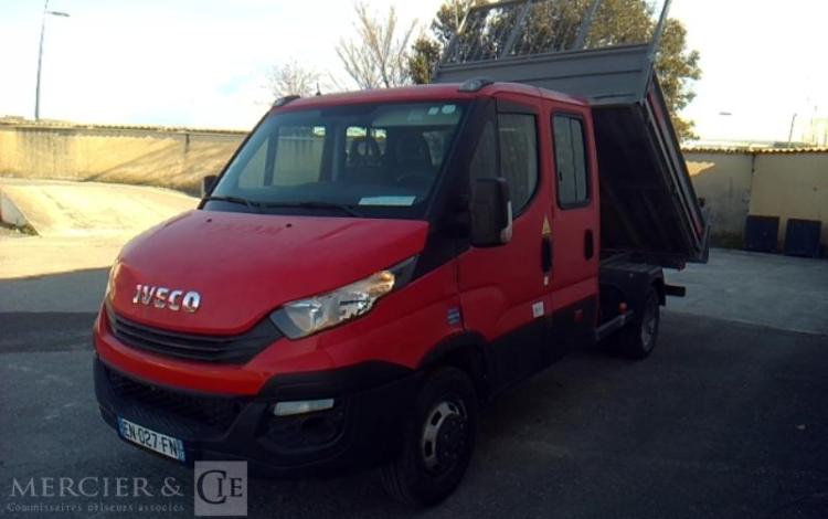 IVECO 35-120 BENNE DOUBLE CABINE ROUGE EN-027-FN
