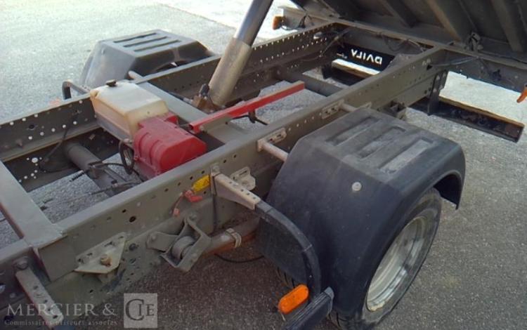 IVECO 35-120 BENNE DOUBLE CABINE ROUGE EN-027-FN