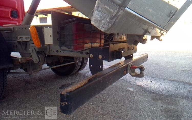 IVECO 35-120 BENNE DOUBLE CABINE ROUGE EN-027-FN