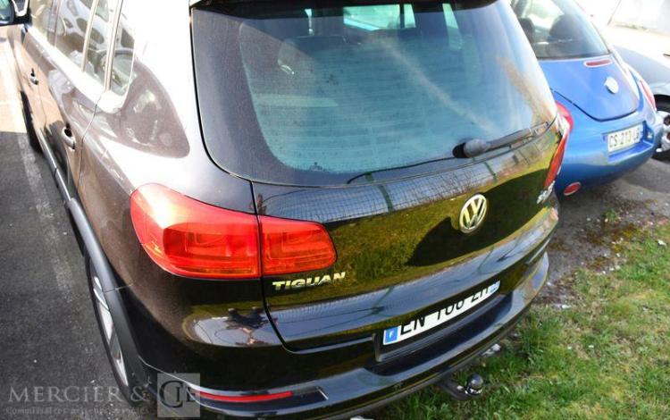VOLKSWAGEN TIGUAN 2,0 TDI 140 CARAT NOIR EN-108-ZH