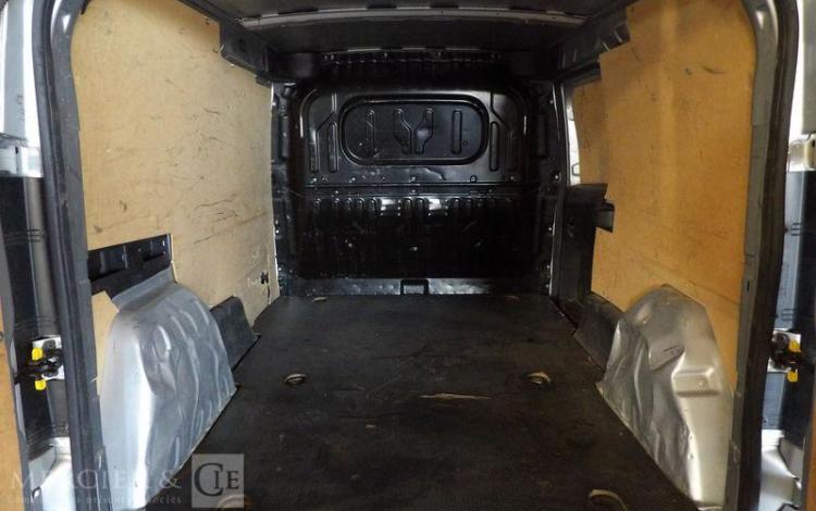 FIAT DOBLO FOURGON CARGO 1.6 MJT 105 SX GRIS EN-208-WJ
