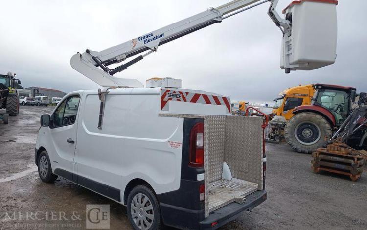 RENAULT TRAFIC 1,6 DCI 16V 120 CV AVEC NACELLE 091F – 9 M – 630 HEURES BLANC EN-947-BW
