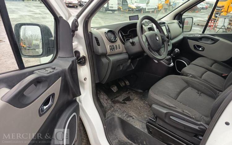 RENAULT TRAFIC 1,6 DCI 16V 120 CV AVEC NACELLE 091F – 9 M – 630 HEURES BLANC EN-947-BW
