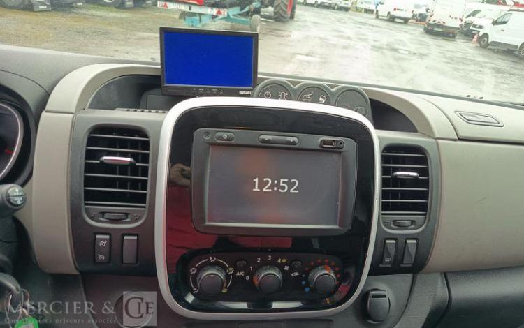 RENAULT TRAFIC 1,6 DCI 16V 120 CV AVEC NACELLE 091F – 9 M – 630 HEURES BLANC EN-947-BW