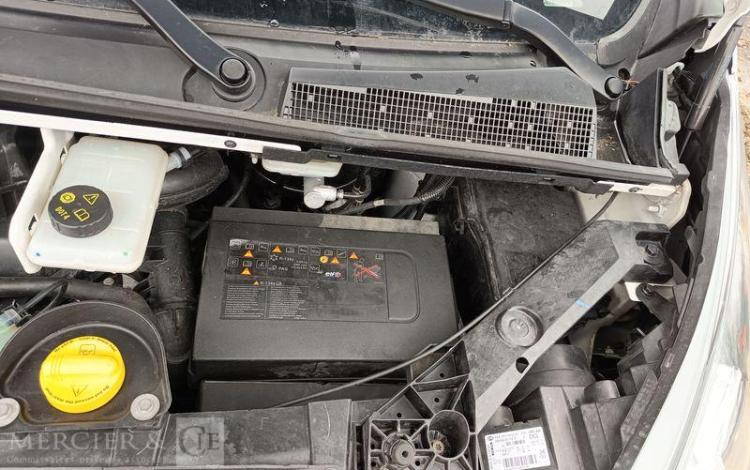 RENAULT TRAFIC 1,6 DCI 16V 120 CV AVEC NACELLE 091F – 9 M – 630 HEURES BLANC EN-947-BW