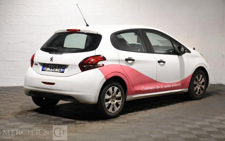 PEUGEOT 208 BLANC EP-445-TZ
