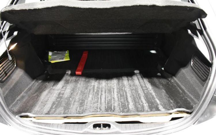 PEUGEOT 208 BLANC EP-445-TZ