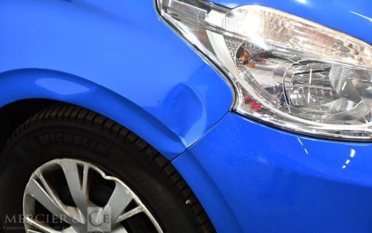 PEUGEOT 208 SOCIETE 1.6 BLUEHDI 75 PREMIUM PACK BLEU EP-488-TL