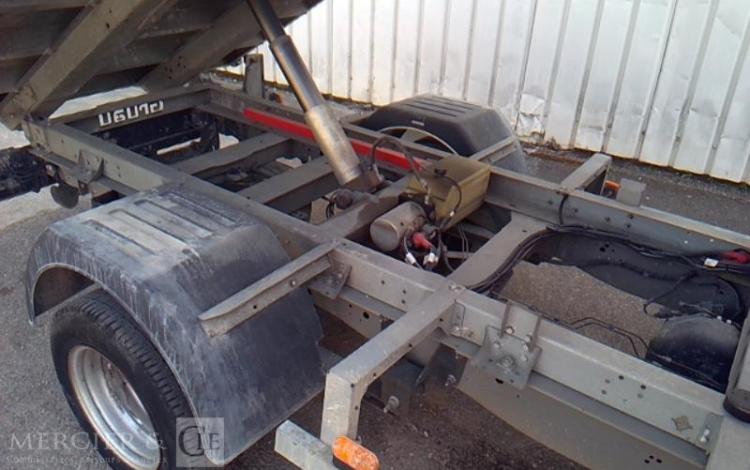 FORD TRANSIT BENNE DOUBLE CABINE ROUGE EP-648-QX