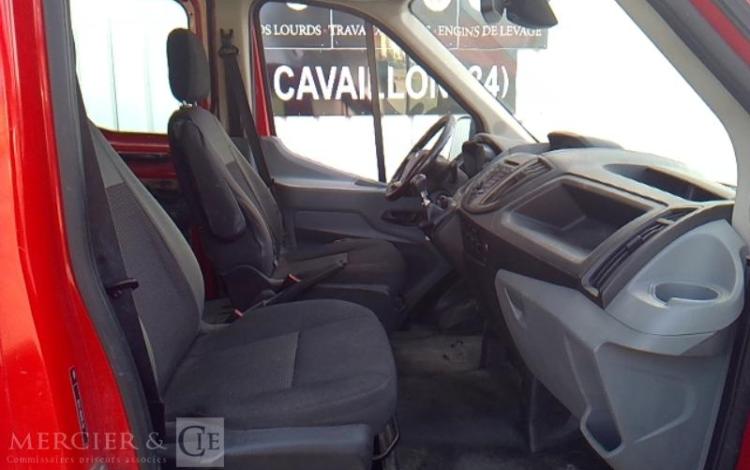 FORD TRANSIT BENNE DOUBLE CABINE ROUGE EP-648-QX