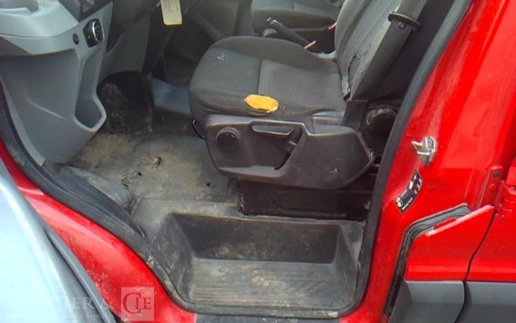 FORD TRANSIT BENNE DOUBLE CABINE ROUGE EP-648-QX