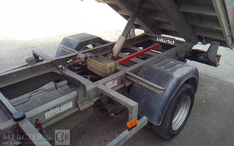 FORD TRANSIT BENNE DOUBLE CABINE ROUGE EP-648-QX