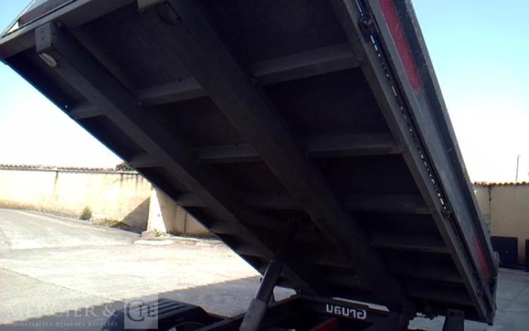 FORD TRANSIT BENNE DOUBLE CABINE ROUGE EP-648-QX