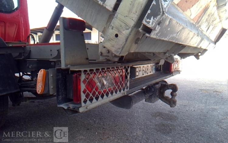 FORD TRANSIT BENNE DOUBLE CABINE ROUGE EP-648-QX