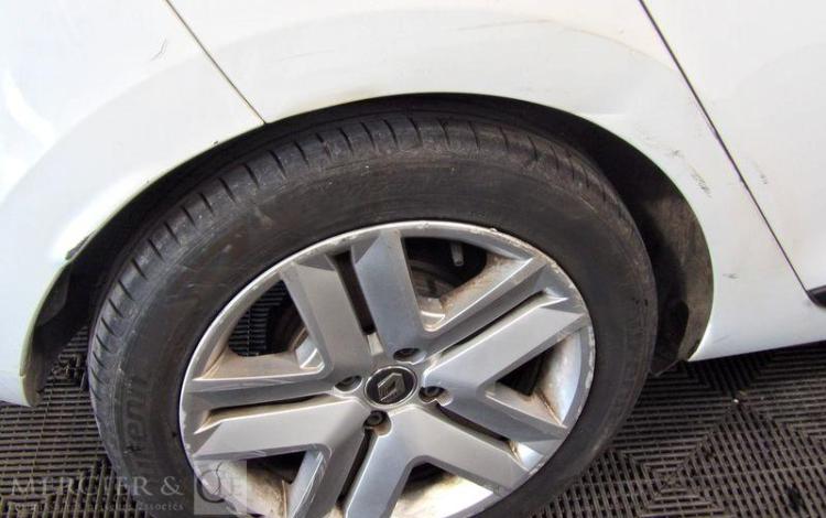 RENAULT CLIO 1,5 DCI75 ZEN BLANC EQ-037-HR