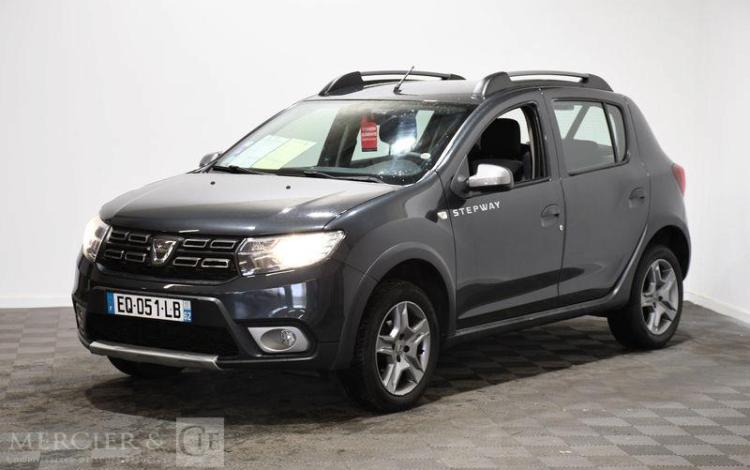 DACIA SANDERO 0,9 TCE 90CH STEPWAY NOIR EQ-051-LB