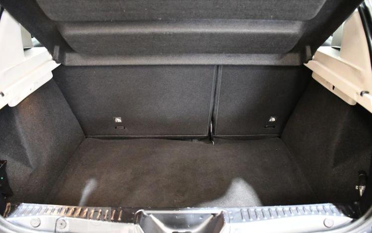 DACIA SANDERO 0,9 TCE 90CH STEPWAY NOIR EQ-051-LB