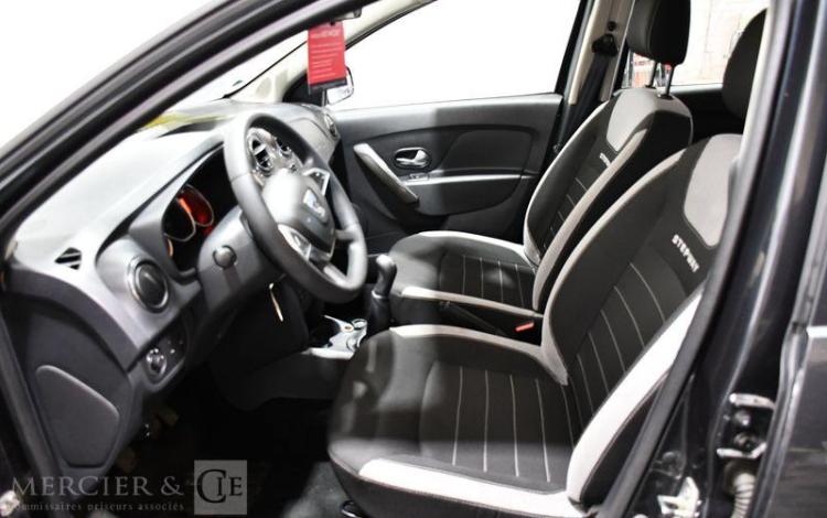 DACIA SANDERO 0,9 TCE 90CH STEPWAY NOIR EQ-051-LB